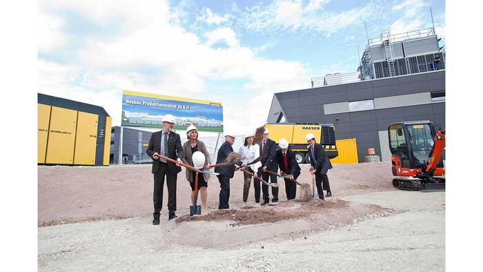 Prvý výkop - nové haly